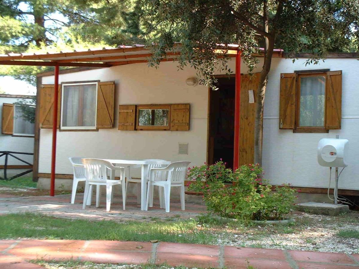 Camping Village Vieste Marina Esterno foto